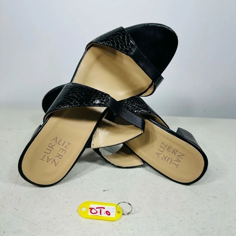 Naturalizer womens Venus Heeled Sandal size 9W